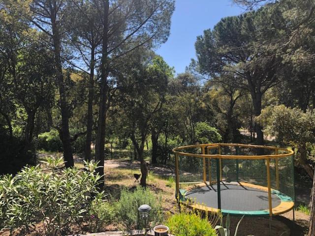 Camping De Parpaillon Roquebrune-sur-Argens Exterior photo